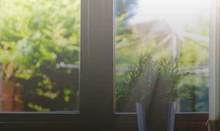 Можно ли поменять стеклопакет в окне?